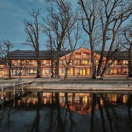 Chiemgauhof Lakeside Retreat Юберзе Екстер'єр фото